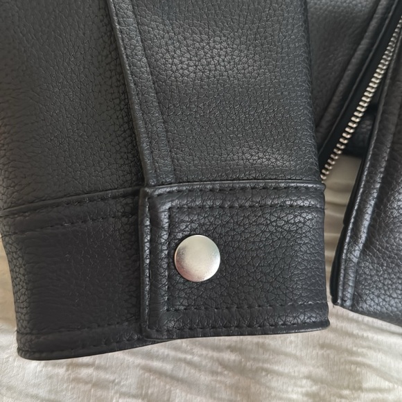 Express Leather Jacket - Picture 3 of 4